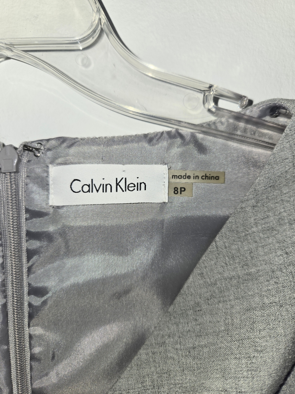 Calvin Klein Taylored Light Gray Cow-Neck Cap Sleeve Shealth Midi Dress 8P - Picture 3 of 13